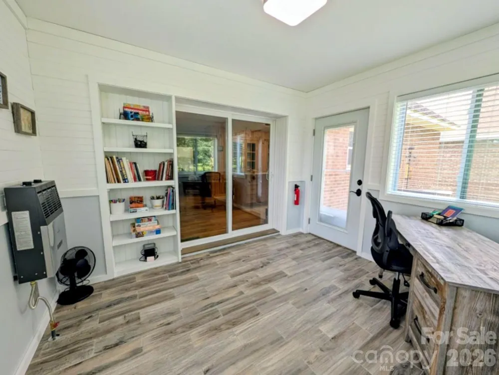 213 Rustling Pines Drive Hendersonville, NC 28792