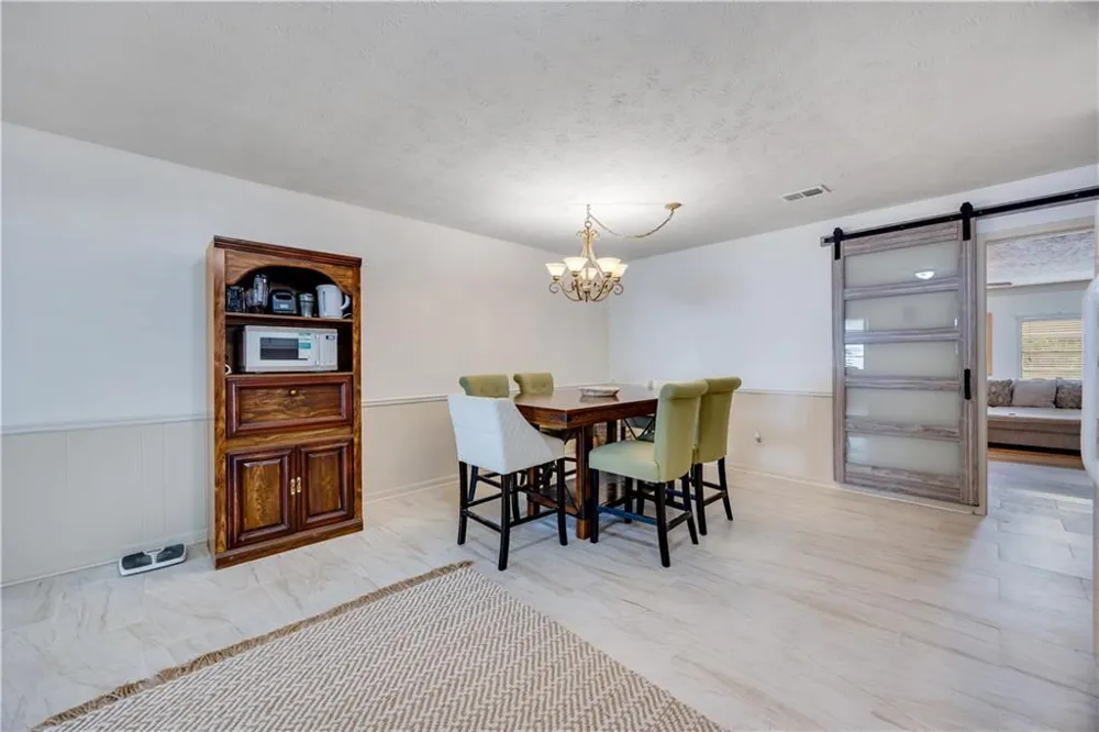 6517 Charter Oaks Circle Columbus, GA 31909