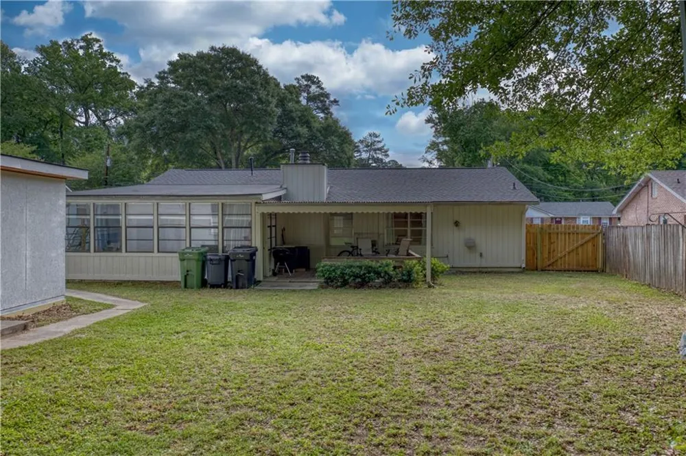 6517 Charter Oaks Circle Columbus, GA 31909