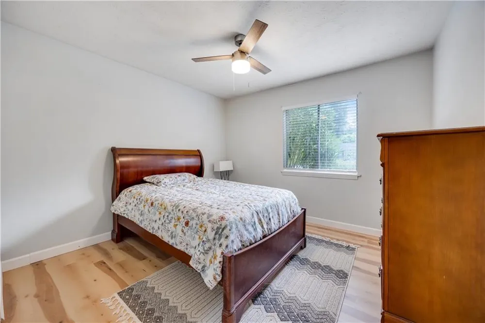 6517 Charter Oaks Circle Columbus, GA 31909