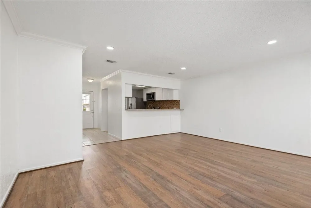 2810 Grants Lake Boulevard #1302 Sugar Land, TX 77479