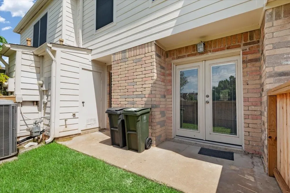 2810 Grants Lake Boulevard #1302 Sugar Land, TX 77479