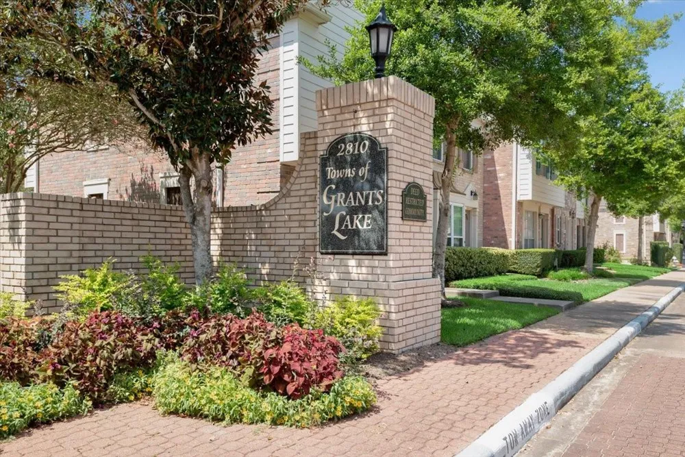 2810 Grants Lake Boulevard #1302 Sugar Land, TX 77479