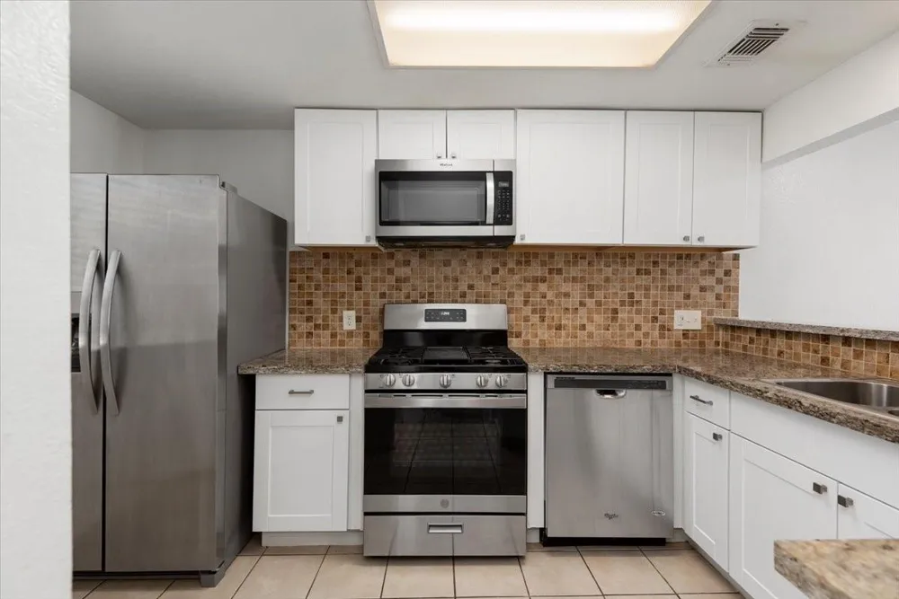 2810 Grants Lake Boulevard #1302 Sugar Land, TX 77479