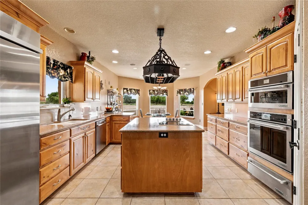 11271 Us Hwy 290 Harper, TX 78631
