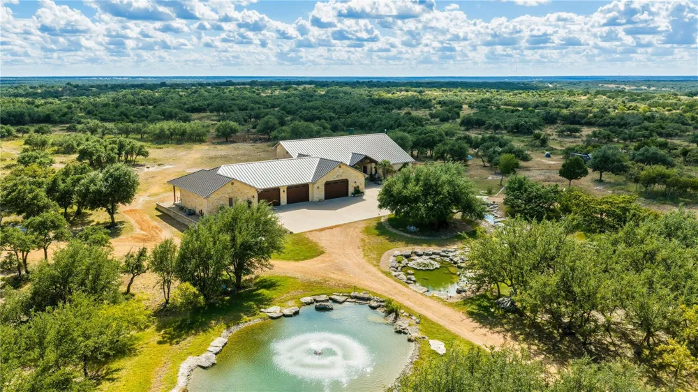 11271 Us Hwy 290 Harper, TX 78631