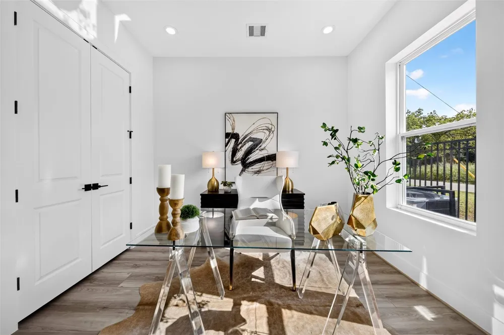 2423 Harrington Street Houston, TX 77026