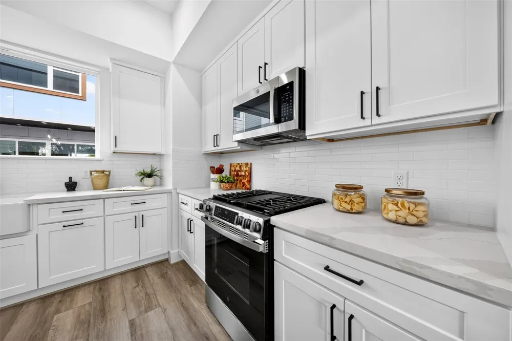 2423 Harrington Street Houston, TX 77026