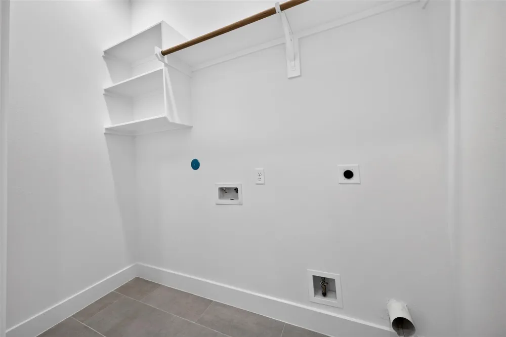 2423 Harrington Street Houston, TX 77026