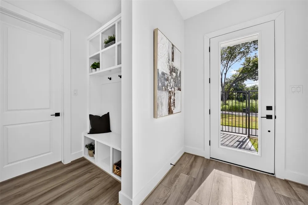 2423 Harrington Street Houston, TX 77026