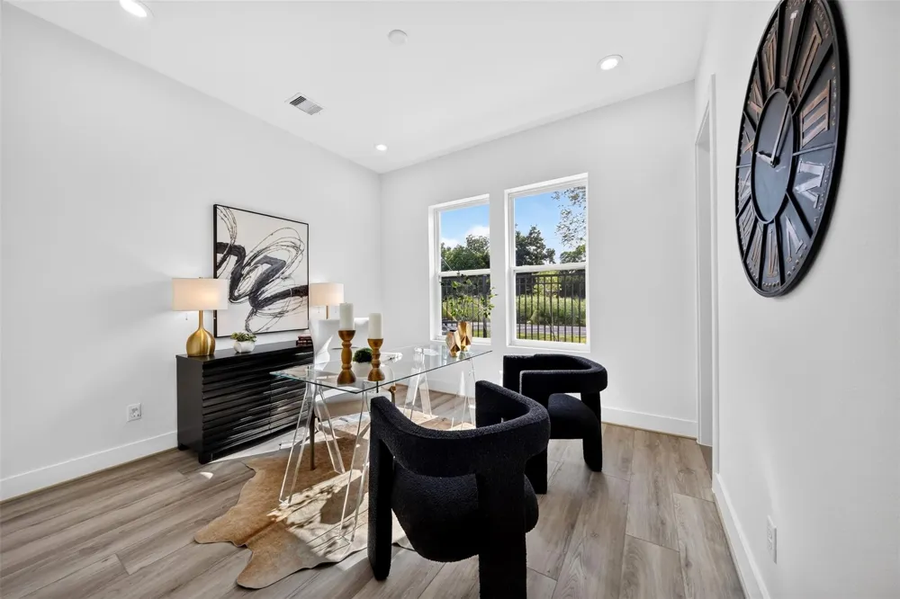 2423 Harrington Street Houston, TX 77026