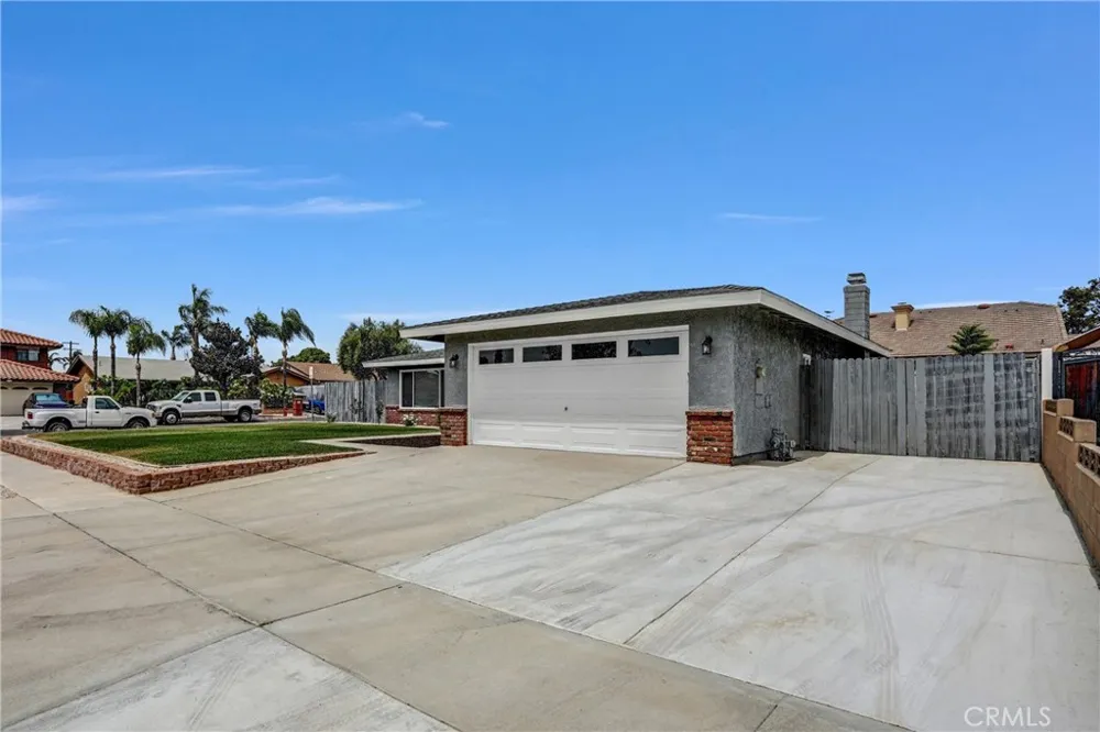 16410 Fontlee Lane Fontana, CA 92335