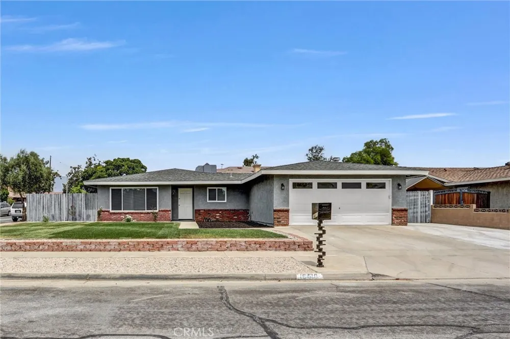16410 Fontlee Lane Fontana, CA 92335