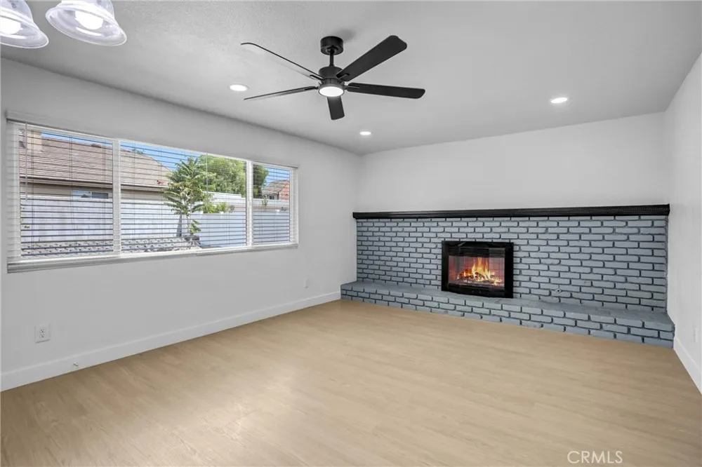 16410 Fontlee Lane Fontana, CA 92335