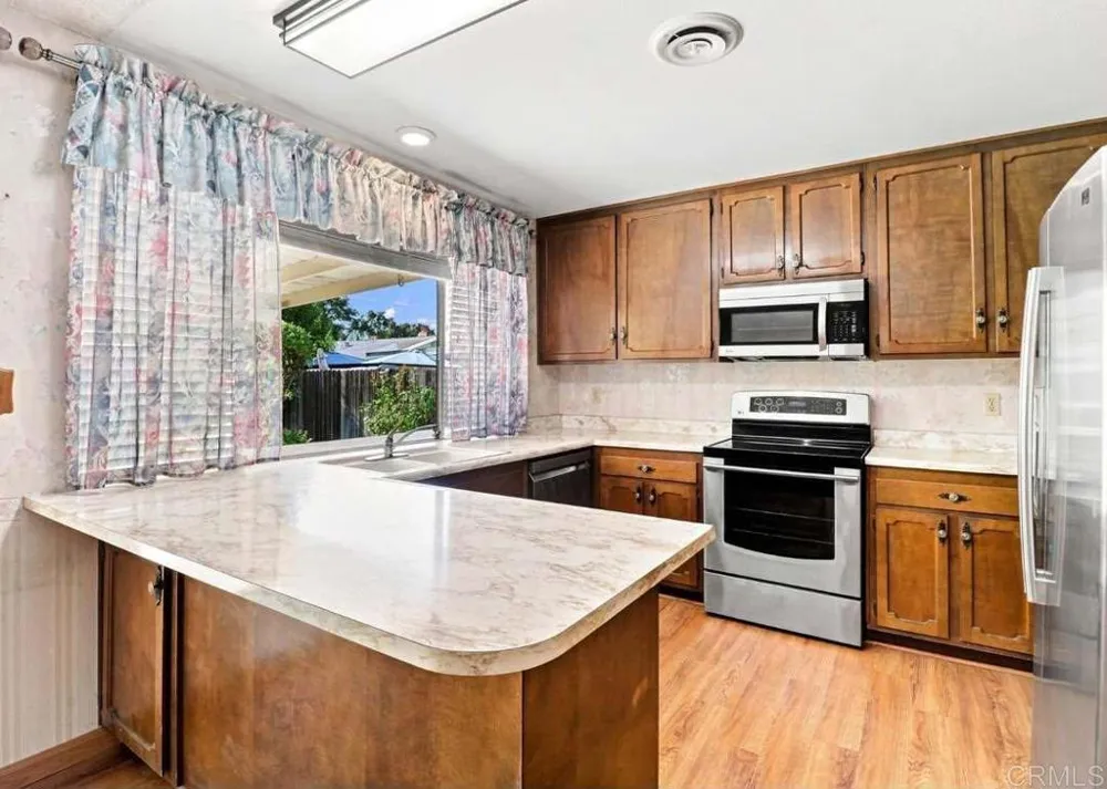 4631 Oakbough Way Carmichael, CA 95608