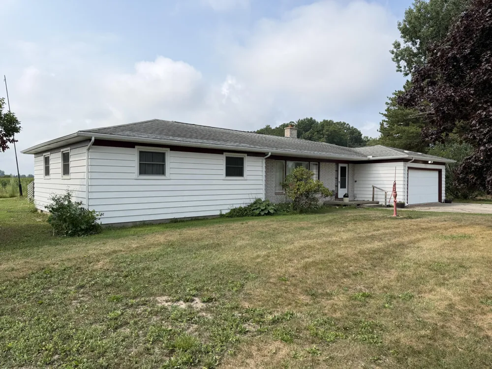 2095 Brettrager Drive Saginaw, MI 48601