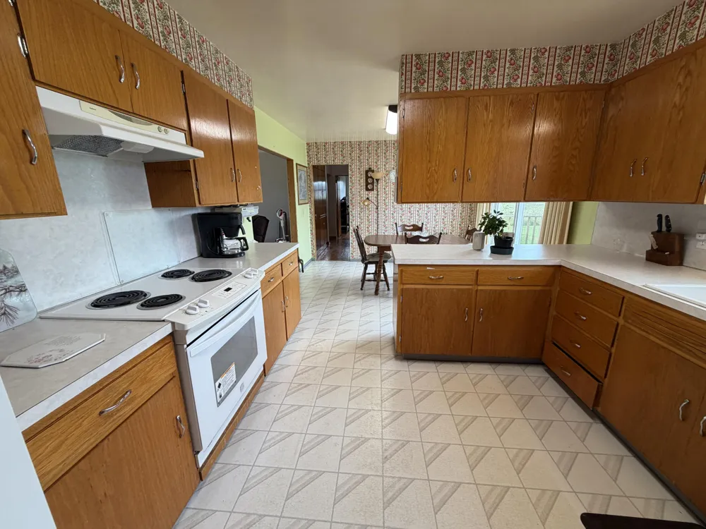 2095 Brettrager Drive Saginaw, MI 48601