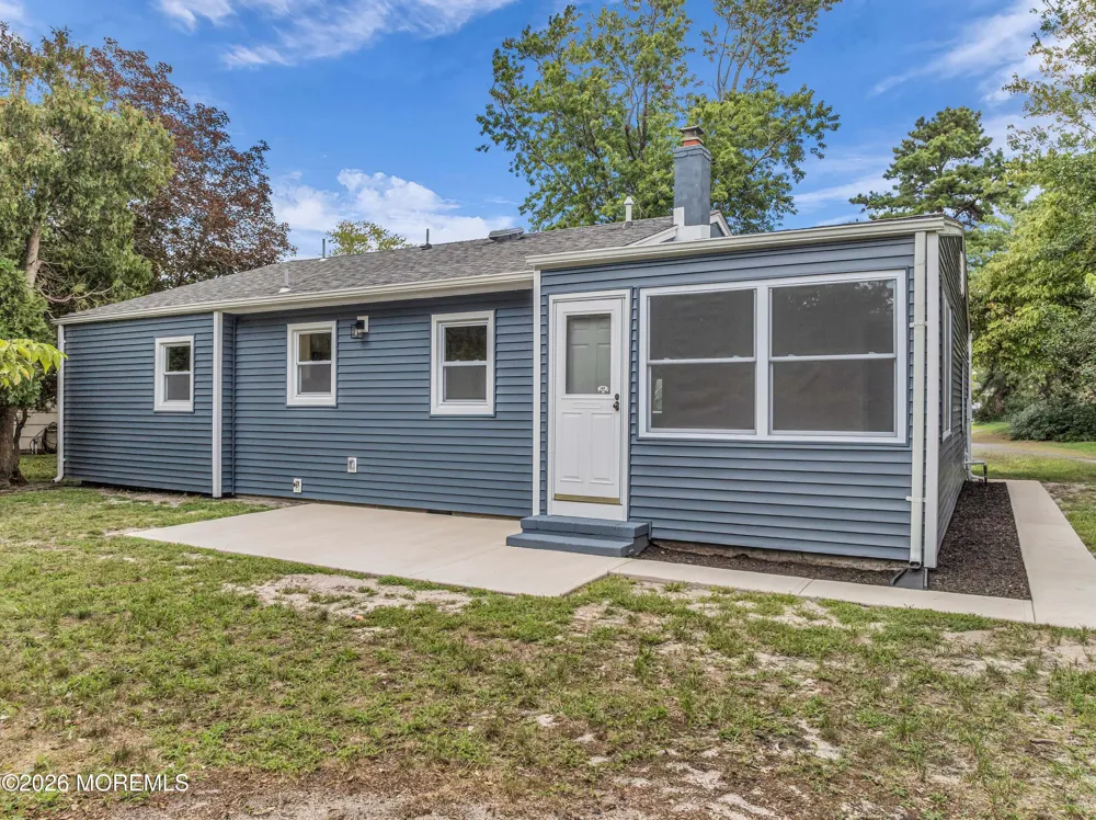109 Edinburgh Court Toms River, NJ 08757