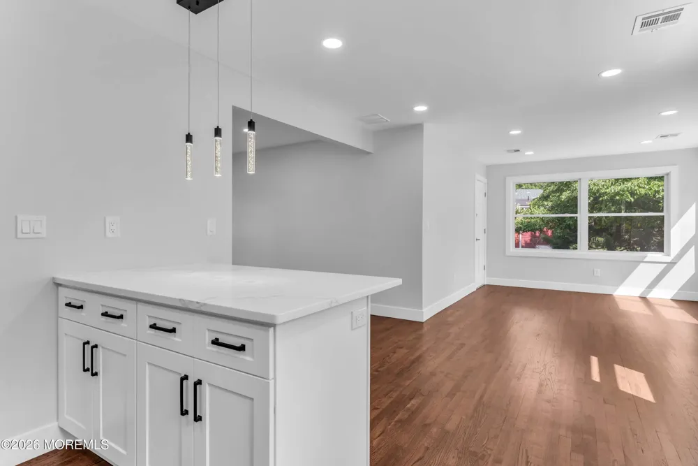 109 Edinburgh Court Toms River, NJ 08757