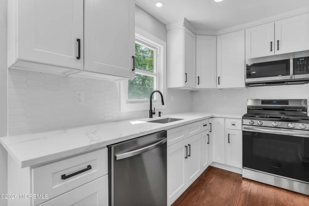 109 Edinburgh Court Toms River, NJ 08757