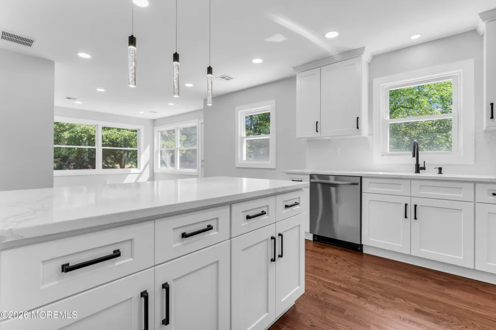 109 Edinburgh Court Toms River, NJ 08757