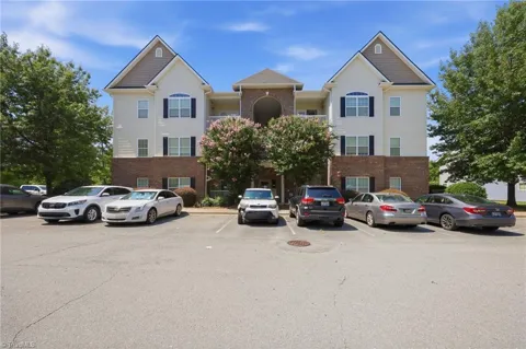 2422 Eagle Creek Court