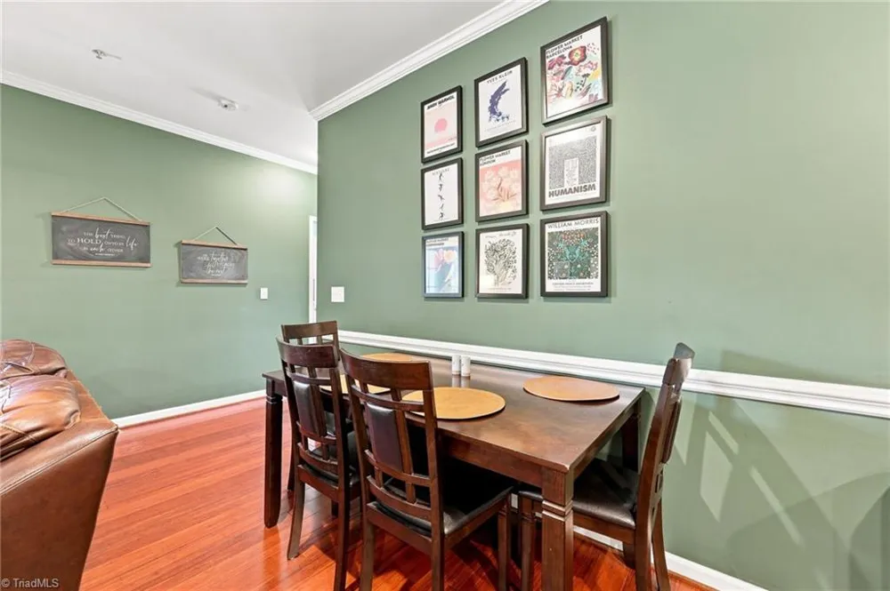 2422 Eagle Creek Court Winston-Salem, NC 27103