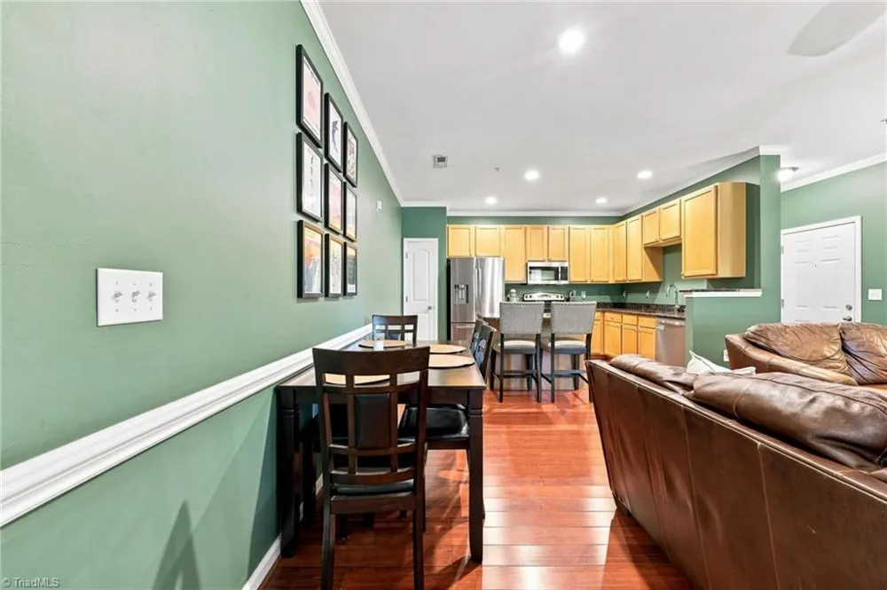 2422 Eagle Creek Court Winston-Salem, NC 27103