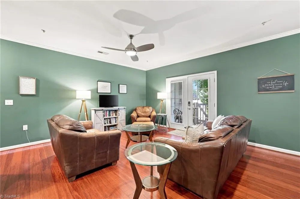 2422 Eagle Creek Court Winston-Salem, NC 27103