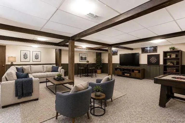 26007 Cathedral Redford Charter Township, MI 48239