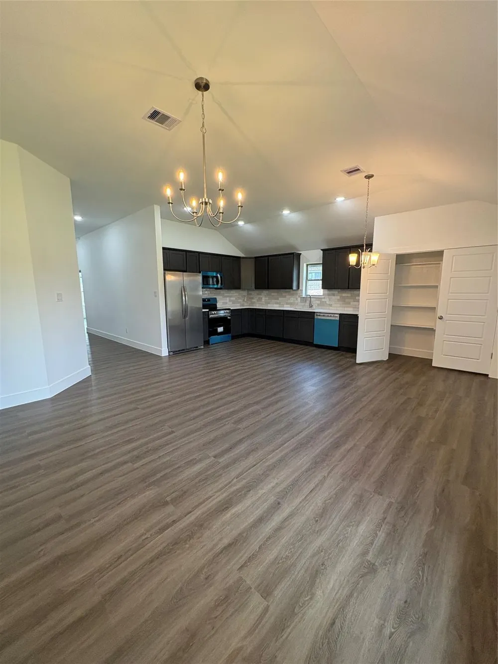 13122 Lake Conroe Bay Road Willis, TX 77318