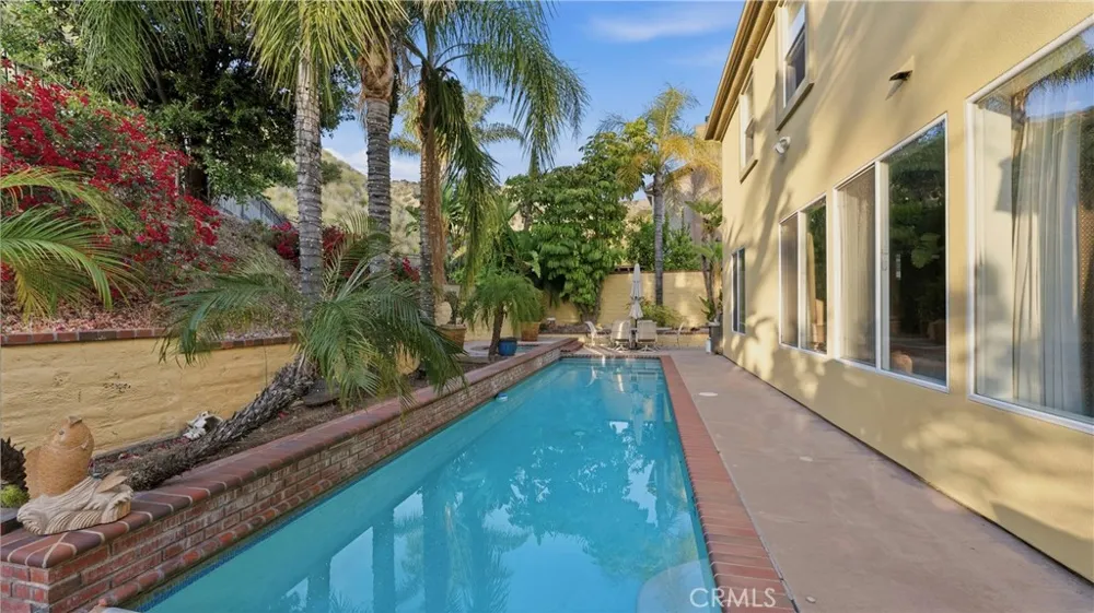 3426 Wedgewood Lane Burbank, CA 91504