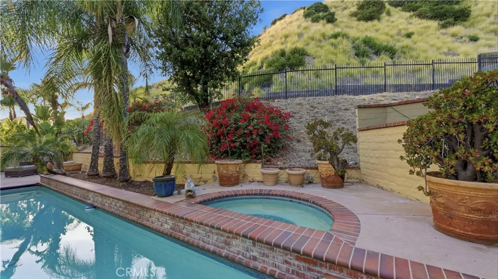 3426 Wedgewood Lane Burbank, CA 91504