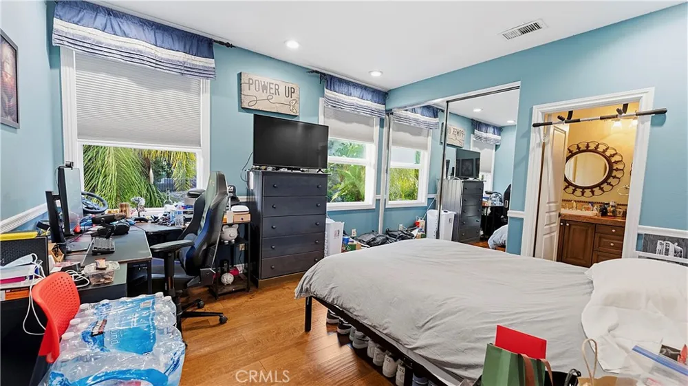 3426 Wedgewood Lane Burbank, CA 91504