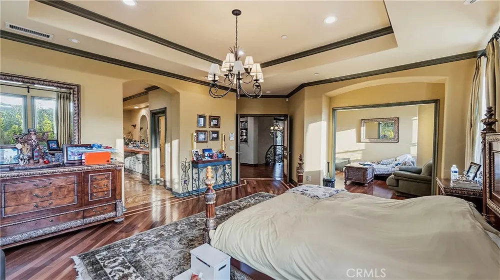 3426 Wedgewood Lane Burbank, CA 91504