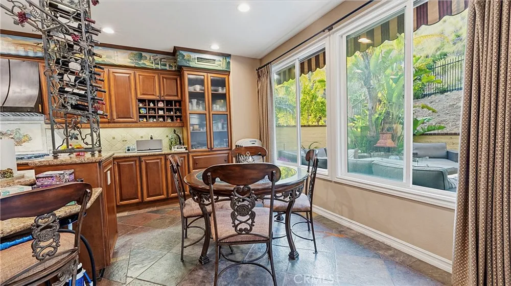 3426 Wedgewood Lane Burbank, CA 91504