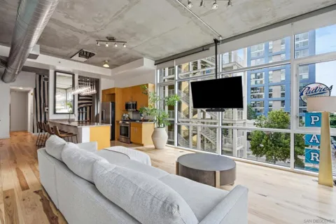 1025 Island Ave #315