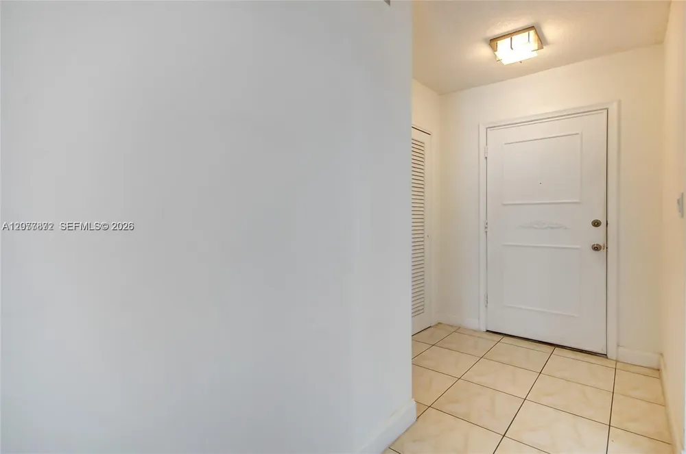 301 NE 14TH #702 Hallandale Beach, FL 33009