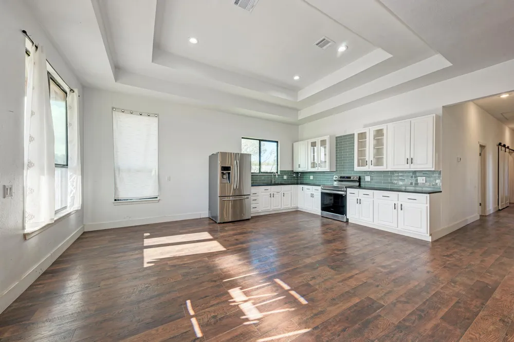 122 Los Fresnos Drive Dale, TX 78616