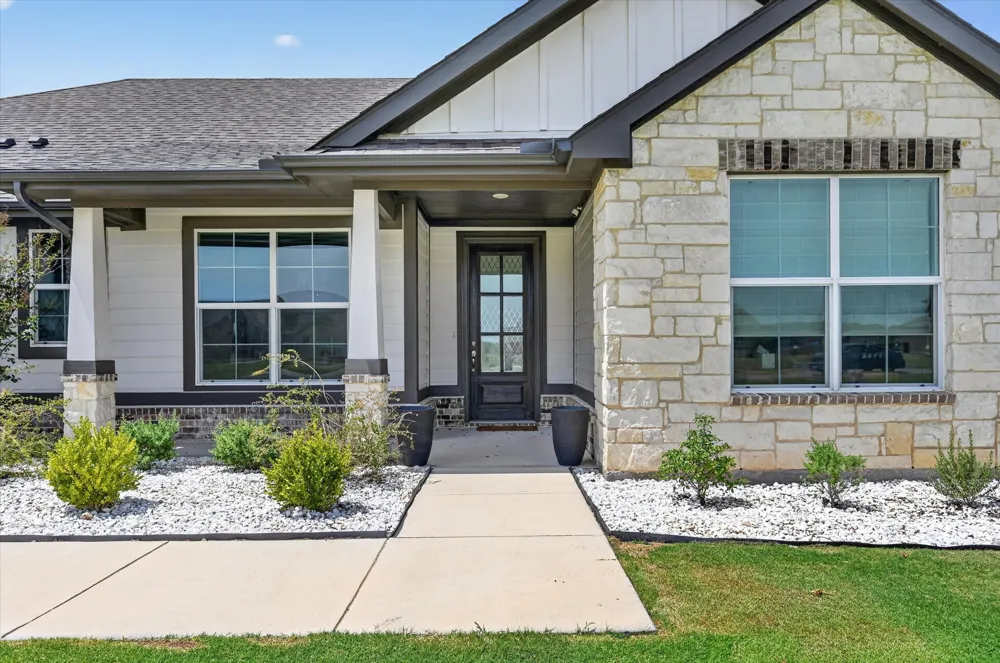 13416 Sage Meadow Circle Sanger, TX 76266