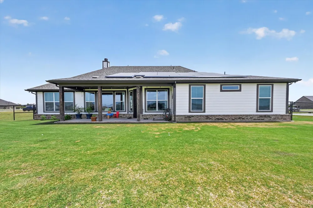 13416 Sage Meadow Circle Sanger, TX 76266