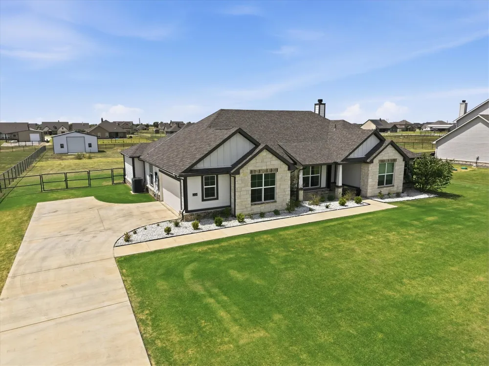 13416 Sage Meadow Circle Sanger, TX 76266
