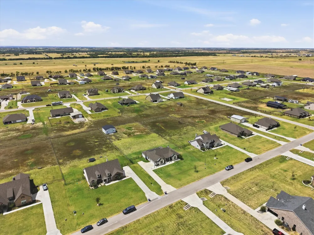 13416 Sage Meadow Circle Sanger, TX 76266