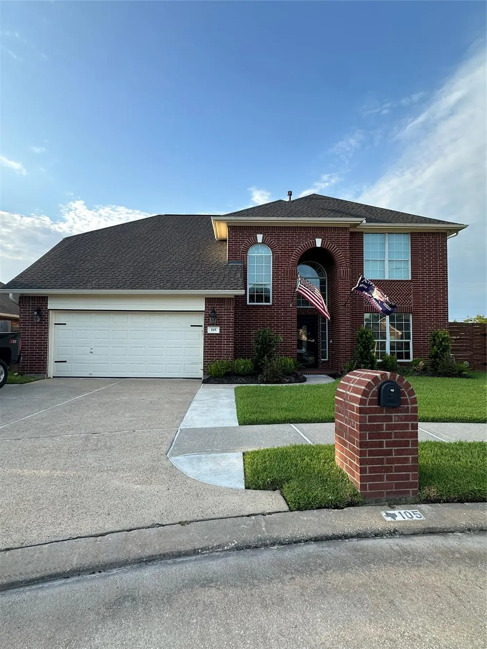 105 Kevin Court La Porte, TX 77571