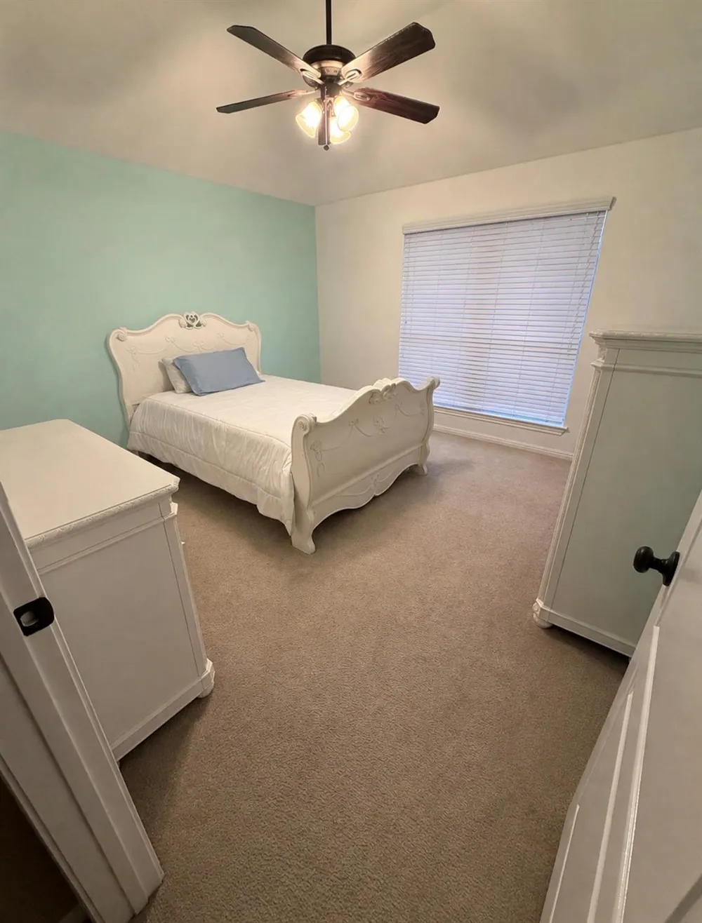 105 Kevin Court La Porte, TX 77571