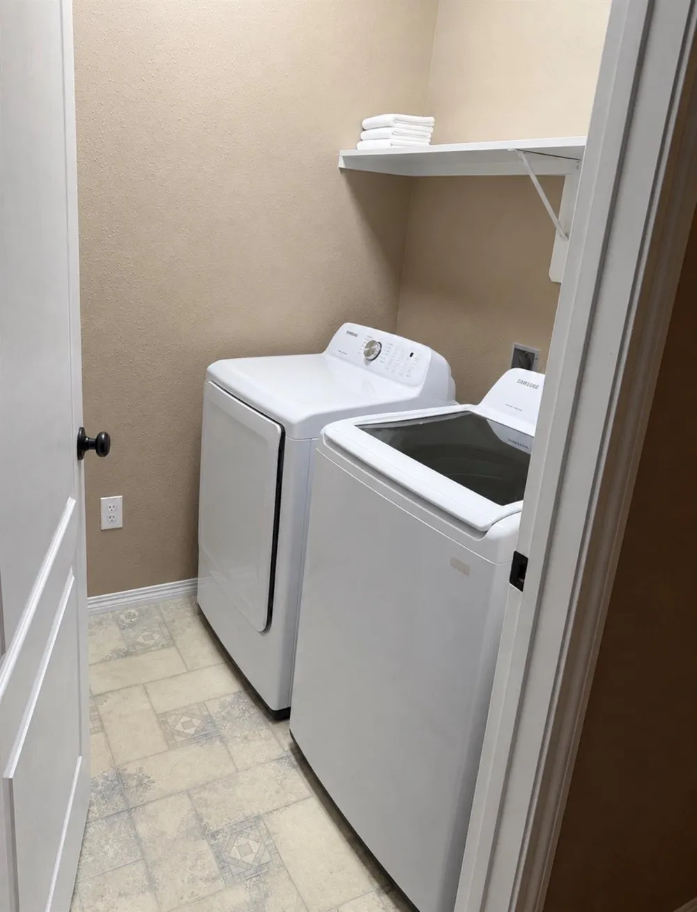 105 Kevin Court La Porte, TX 77571