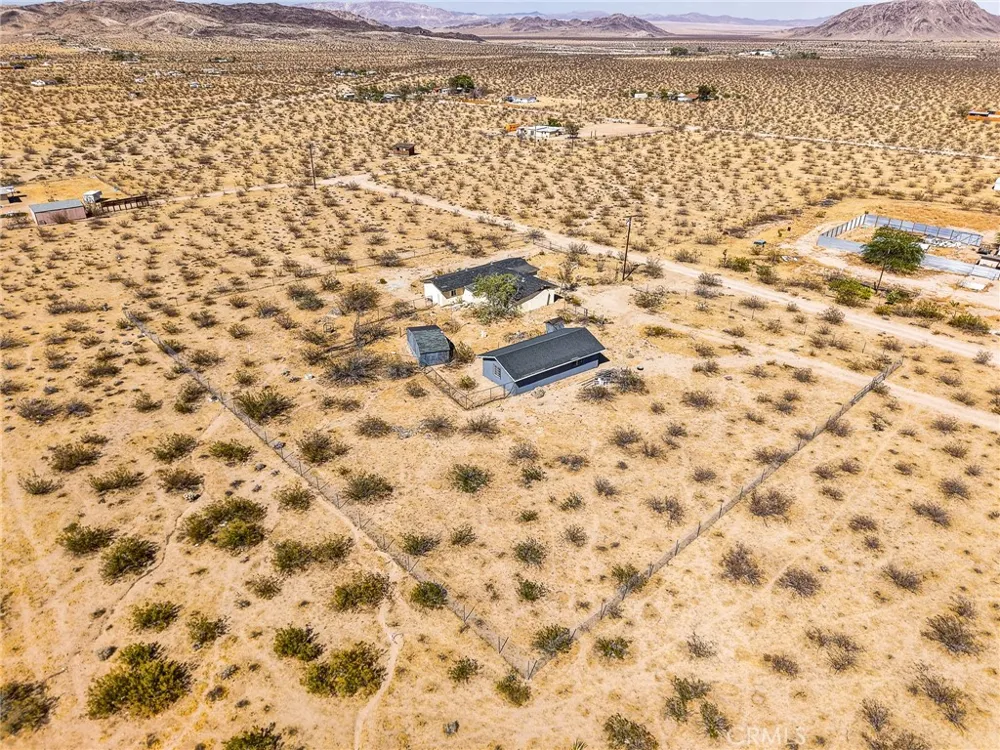 1754 Fortuna Avenue Landers, CA 92285