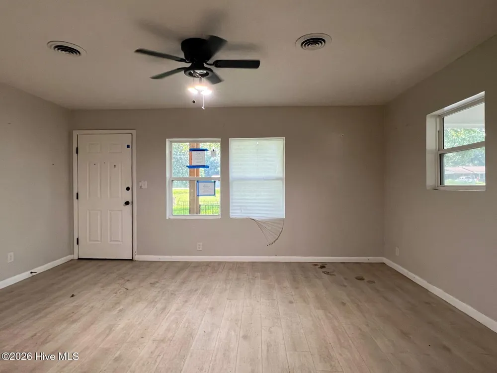 11701 Johns Road Laurinburg, NC 28352