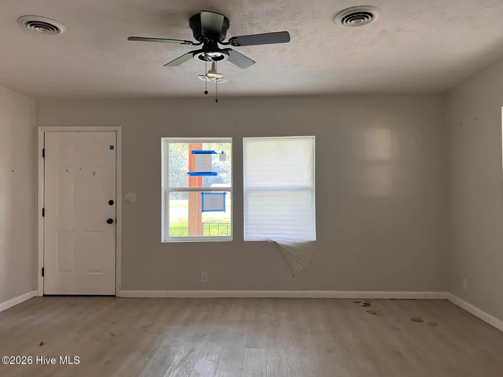 11701 Johns Road Laurinburg, NC 28352