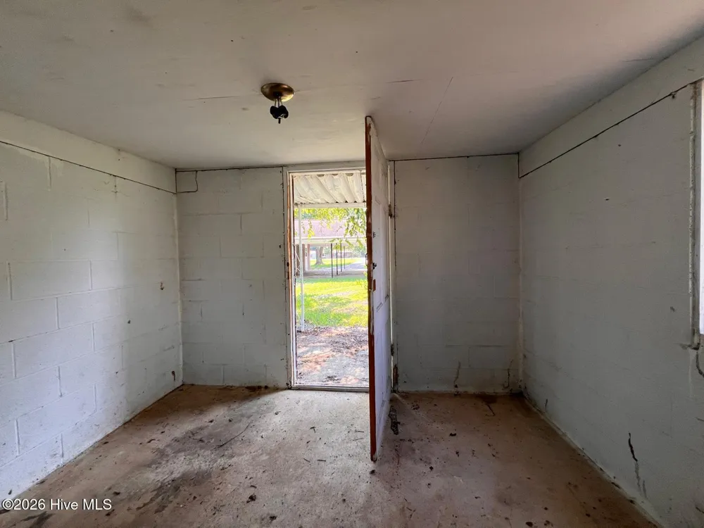 11701 Johns Road Laurinburg, NC 28352